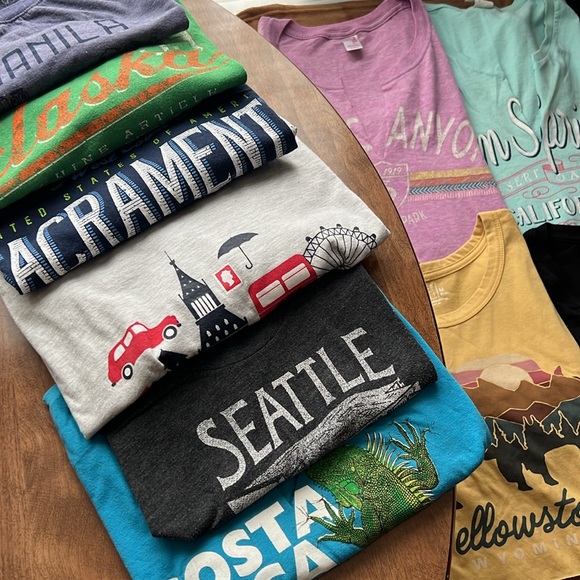 10 Travel Graphic T-Shirt Bundle - Various Colors 5 - Picture 3 of 3
